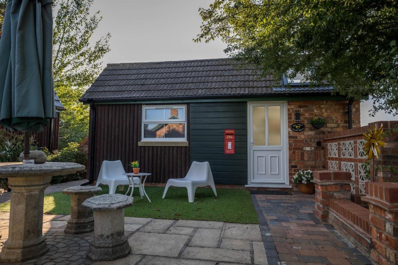 Lincoln Holiday Retreat Little House With Private Hot Tub Exterior foto